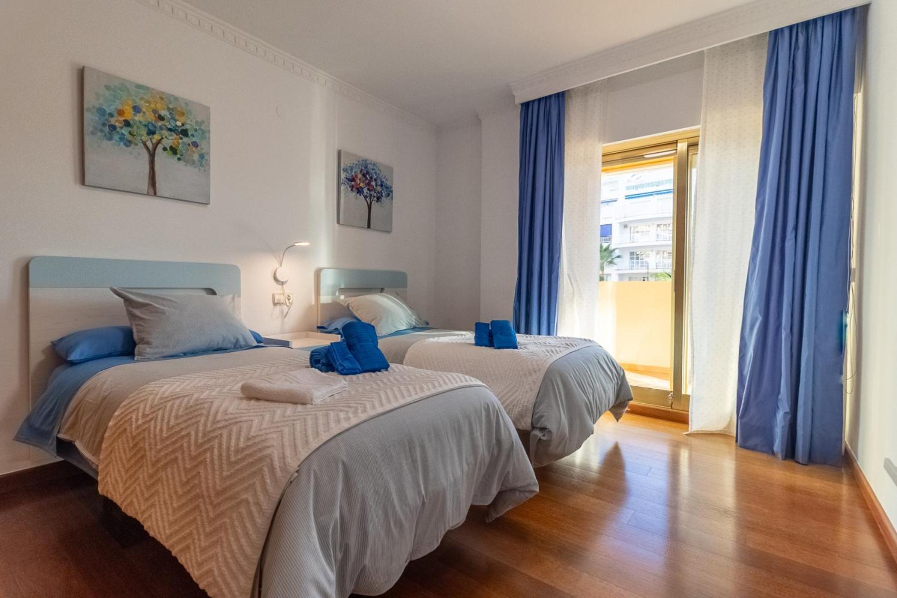 Apartamento Sofia Fuengirola Vistas Al Mar Atardeceres Magicos Kültér fotó