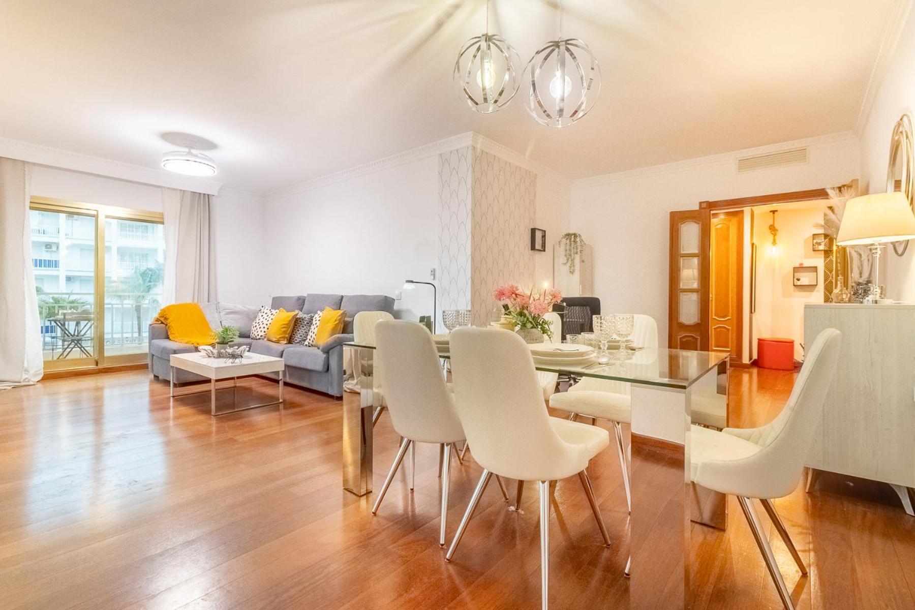 Apartamento Sofia Fuengirola Vistas Al Mar Atardeceres Magicos Kültér fotó